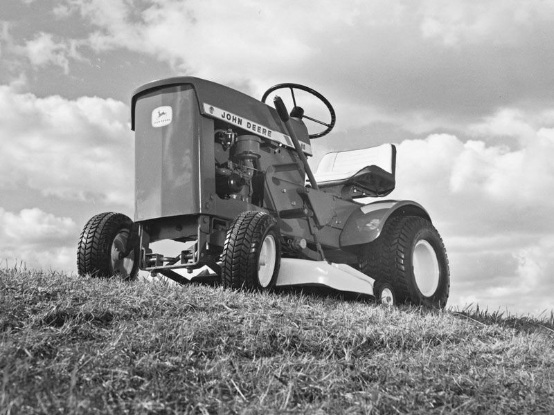 JOHN DEERE 110