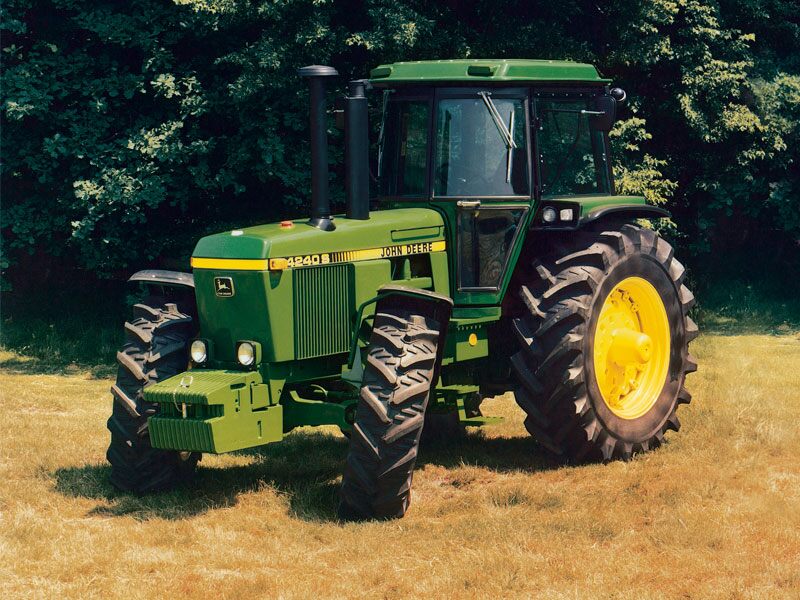 JOHN DEERE 4240S
