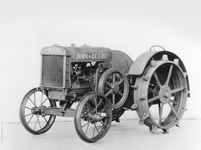 JOHN DEERE MODEL D